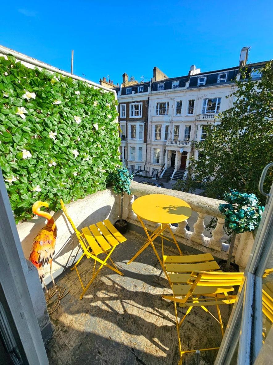 Charming Home With Private Balcony, On 1St Floor, With 2 Bathrooms, 3 Min Walk To Earl'S Court Station ロンドン エクステリア 写真