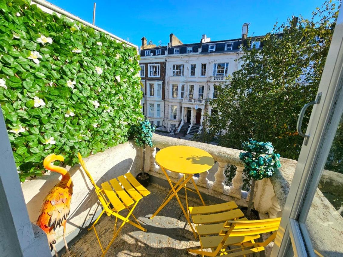 Charming Home With Private Balcony, On 1St Floor, With 2 Bathrooms, 3 Min Walk To Earl'S Court Station ロンドン エクステリア 写真
